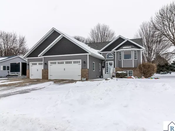 318 Kraus St, Lake Crystal, MN 56055
