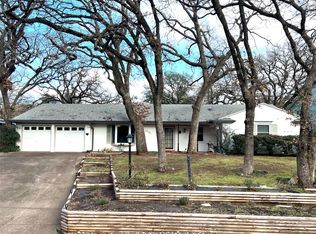 2019 Mill Creek Dr, Arlington, TX 76010