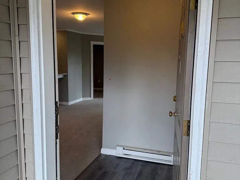 39 Riley Ave — Photo 16