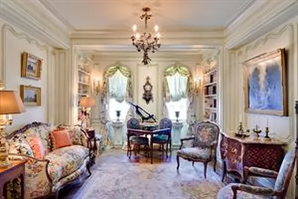 Sold by Douglas Elliman | media 18