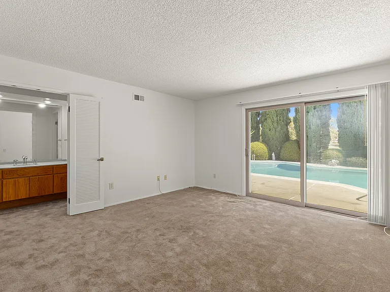 17305 Campillo Dr — Photo 8