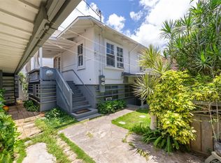 937 Coolidge St, Honolulu, HI 96826