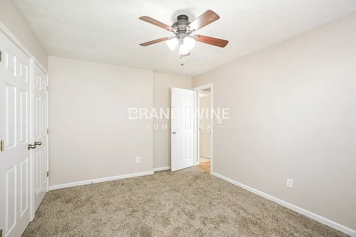 3236 Weller Dr — Photo 14