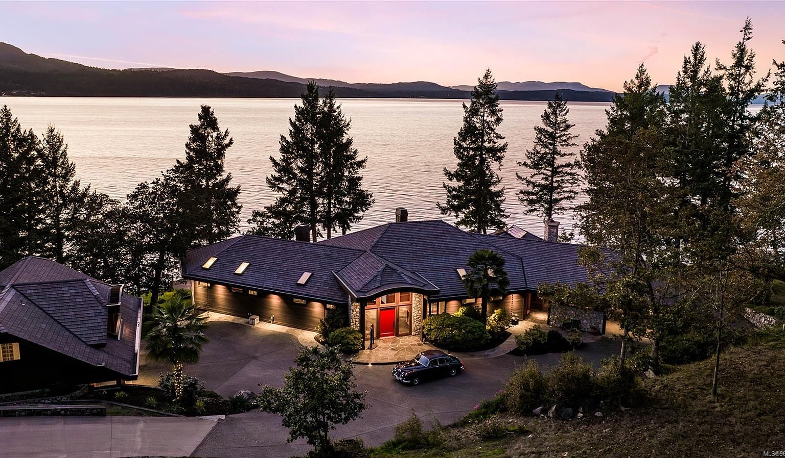8440 Lawrence Rd, Saanichton, BC V8M 1S5 MLS 962488 Zillow
