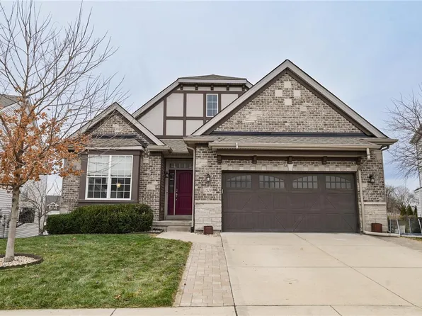 2329 Banon Dr, Saint Charles, MO 63301