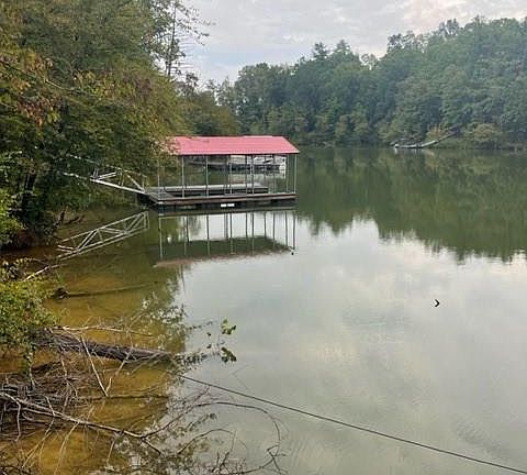 5th image of 22 Triple Cove Dr