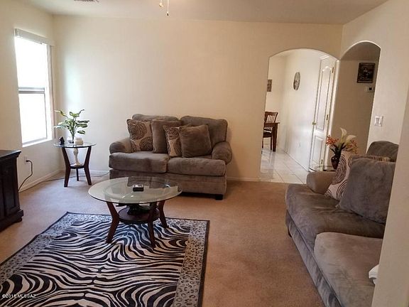 3rd image of 411 W Cedar Chase Dr