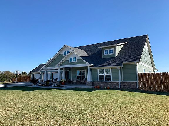 2nd image of 45145 Scotlyn Dr