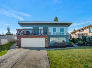 7637 S Sunnycrest Rd, Seattle, WA 98178