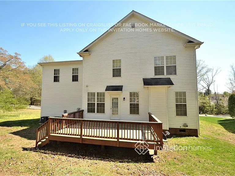 7706 Red Oaks Trl — Photo 14