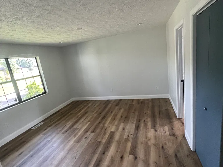 208 Mount David Dr — Photo 7