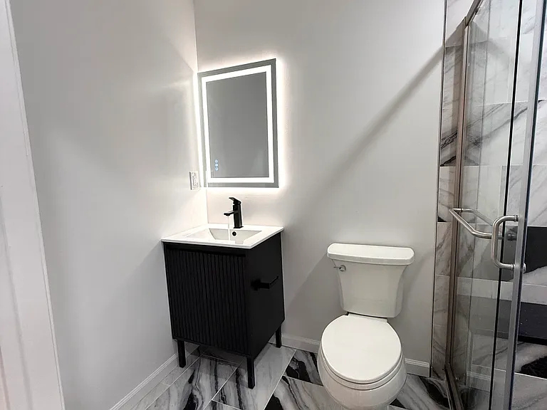 143 N Patterson Park Ave — Photo 11