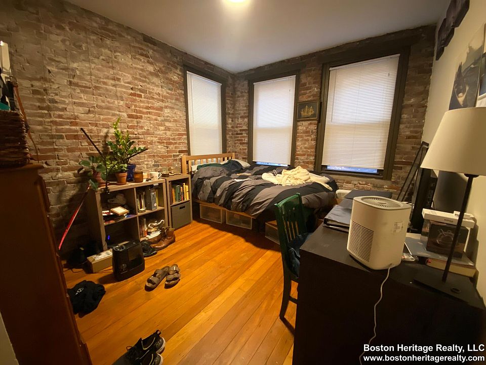 2nd image of 54-56 Burbank St #14