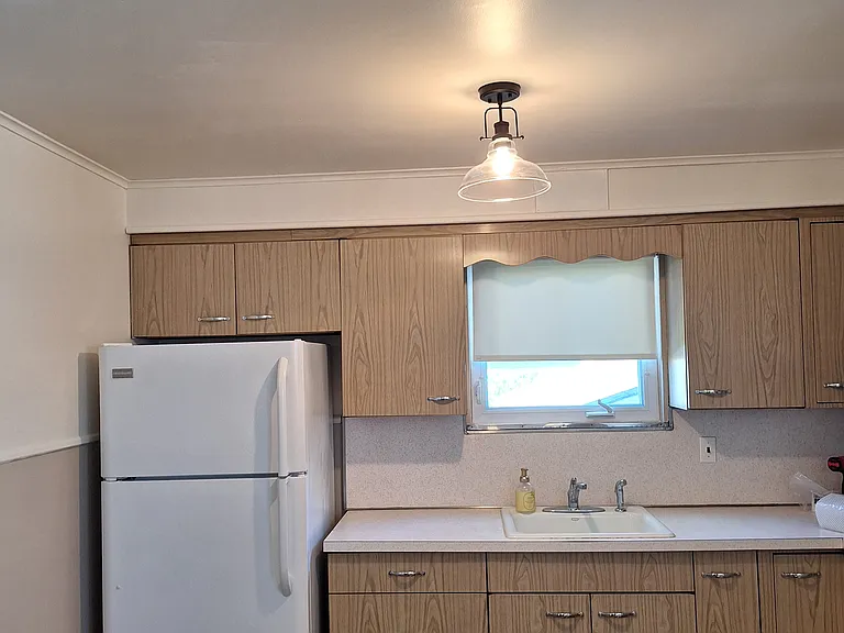 829 Elm Ave #2 — Photo 6