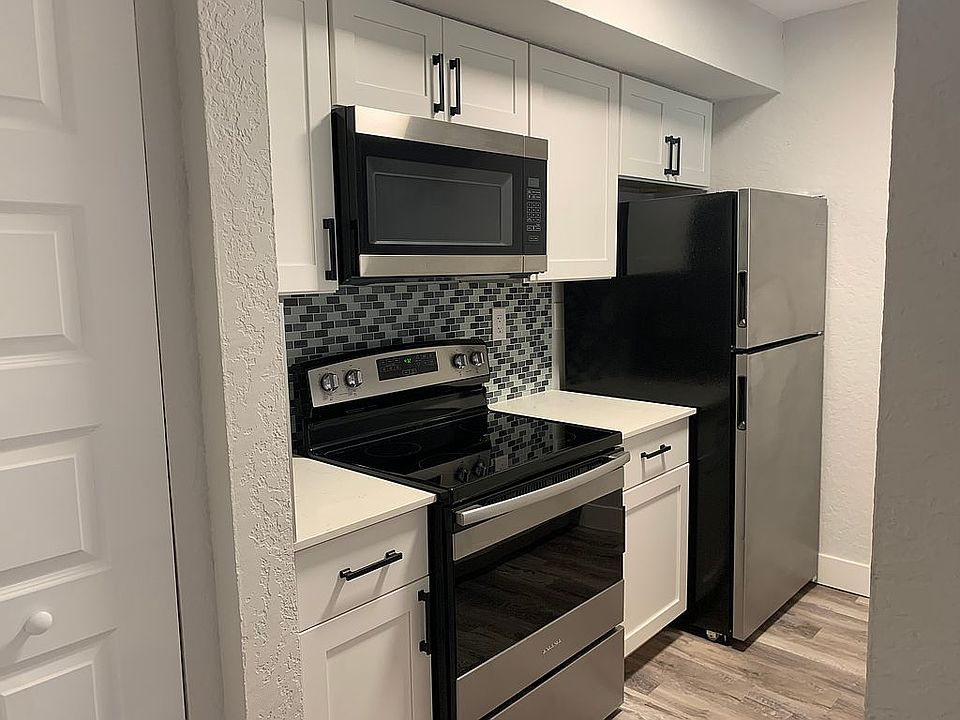 1st image of 18270 Mediterranean Blvd