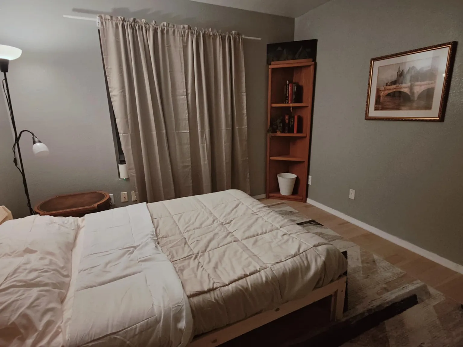 4 bed, 2268 sqft, $1,000 — Photo 3