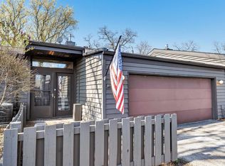 14 Webster Heights Dr, Green Bay, WI 54301