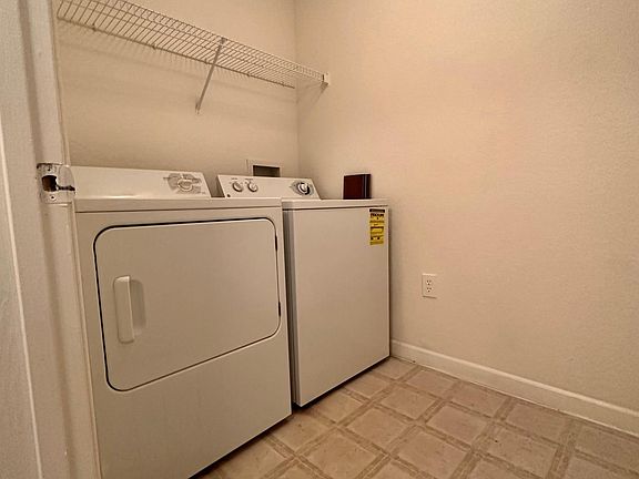 5th image of 17112 Carrington Park Dr APT 907