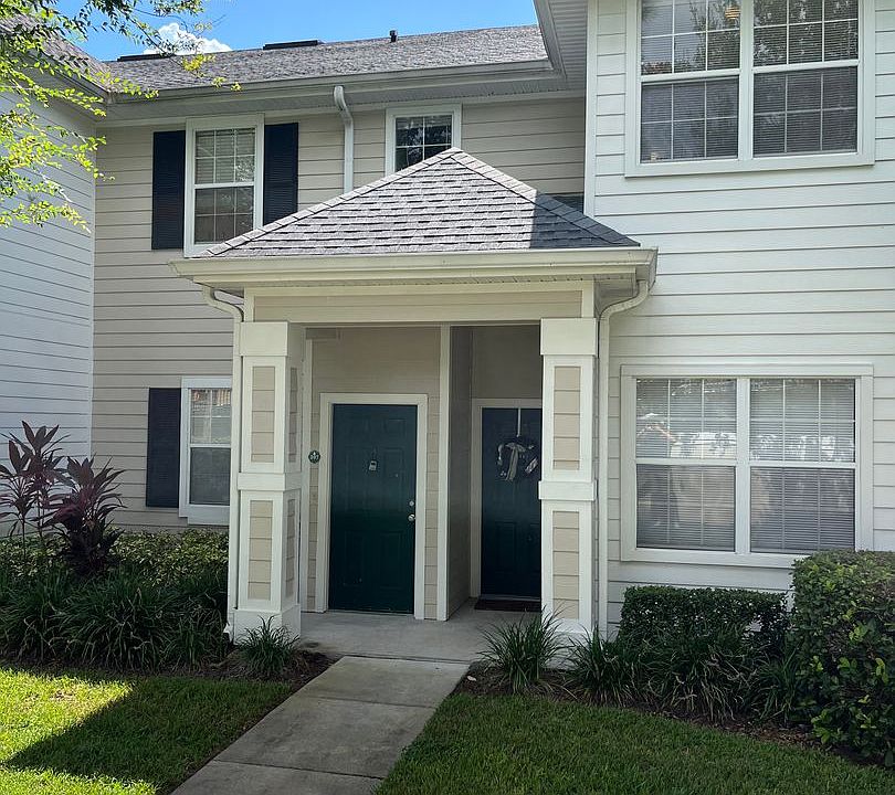 1st image of 1301 Eastern Pecan Pl Unit 207