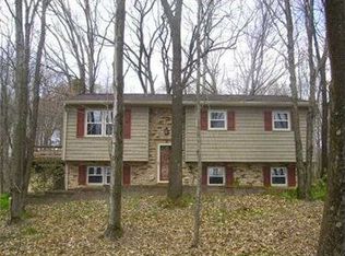 275 Branchton Rd, Slippery Rock, PA 16057