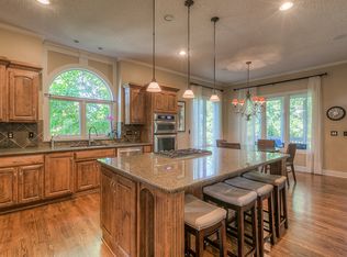 14000 Dearborn St, Overland Park, KS 66223