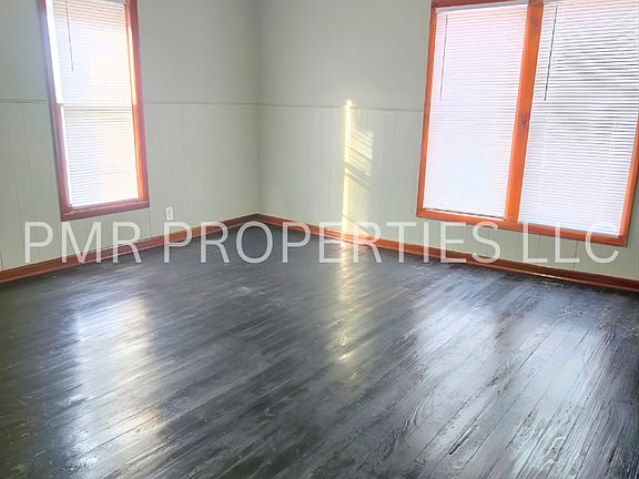 5th image of 231 S 4th St #2
