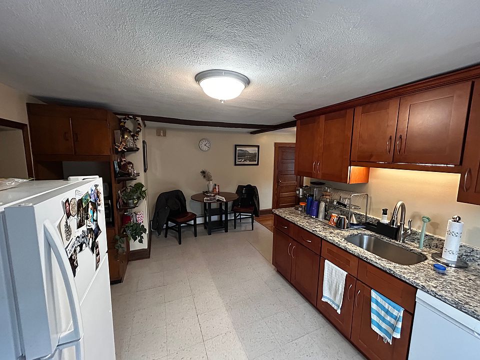 1st image of 102 Maplewood Ave Floor 3