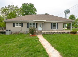 2561 E Maiden Rd, Maiden, NC 28650