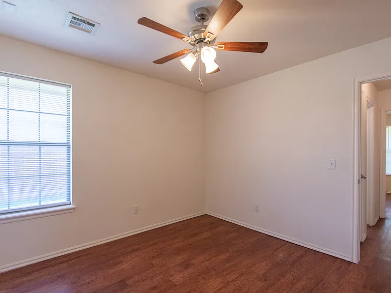 17405 Bronze Ln — Photo 26