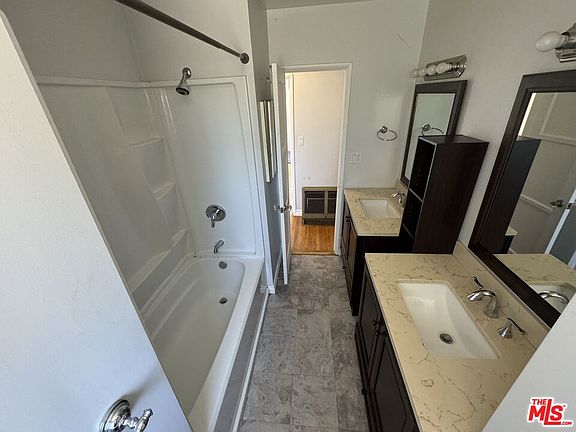 5th image of 13025 Psomas Way