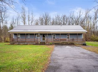 130 Sweed Rd, Newark, NY 14513