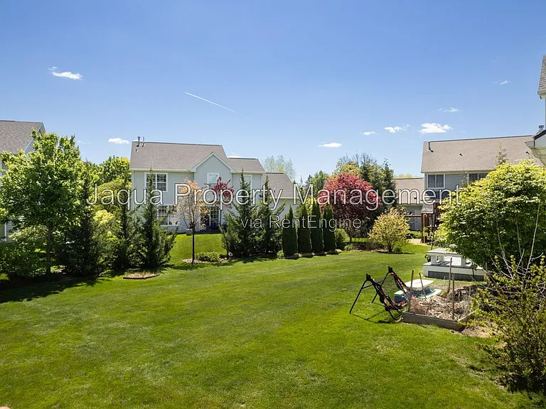 3397 Hampstead Ct — Photo 30