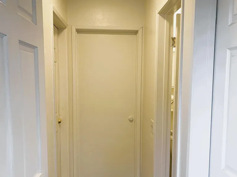 1449 Dover Ave — Photo 5