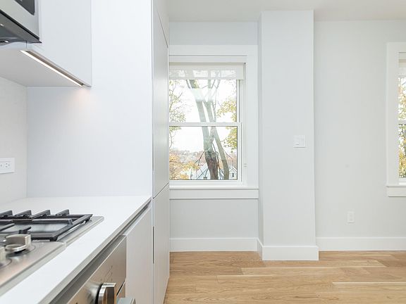 3rd image of 120 Highland Ave #2