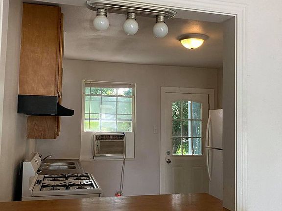 3rd image of 6106 Todd Pl
