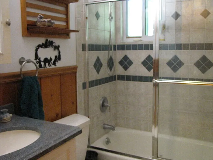 2907 Elgin St — Photo 17