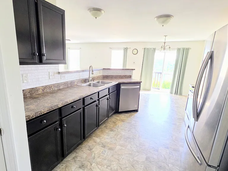 5587 Wavecrest Cir — Photo 5
