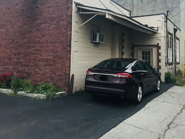 107 E Oak St, Bowling Green, OH 43402