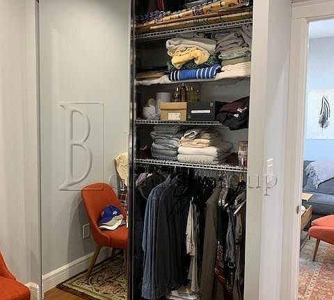 4th image of 2257 41st St APT 2