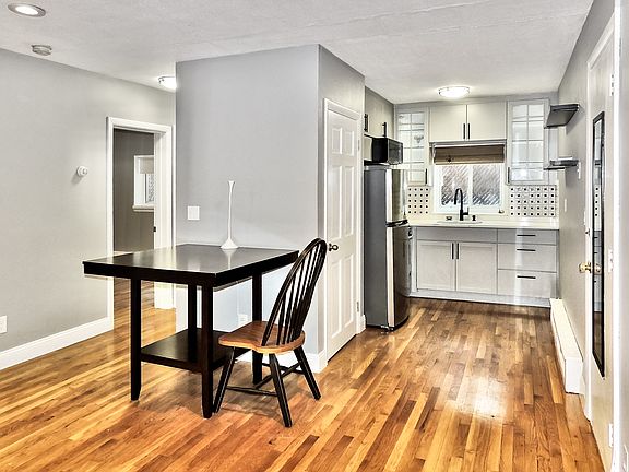 2nd image of 541 Adams St Unit 6