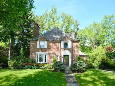 21 Hereford Road, Great Neck, NY, 11020