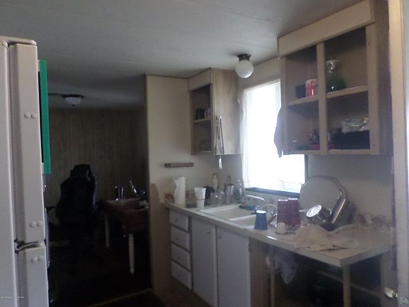 5th image of 706 N Vine Ave