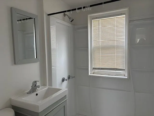 1 bed, 1.0 bath, $1,795 — Photo 4