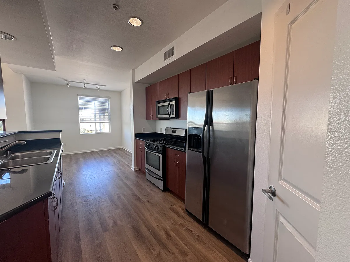 Building Photo - 1801 E Katella Ave #4017