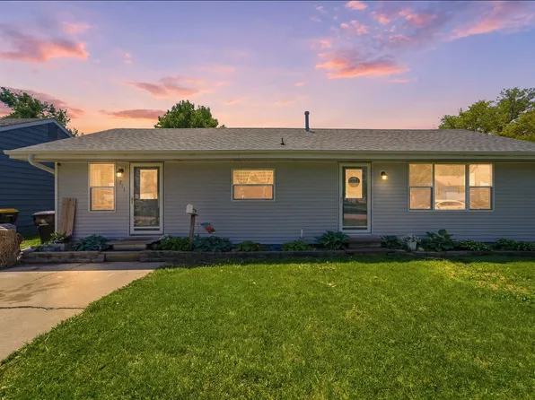 711 W Pleasant St, Colfax, IA 50054
