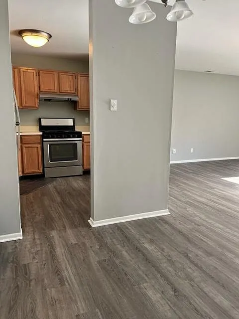 2 bed, 1148 sqft, $2,300 — Photo 3
