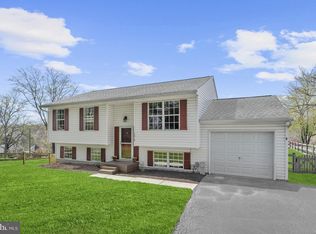 7618 Maple Ave, Sykesville, MD 21784