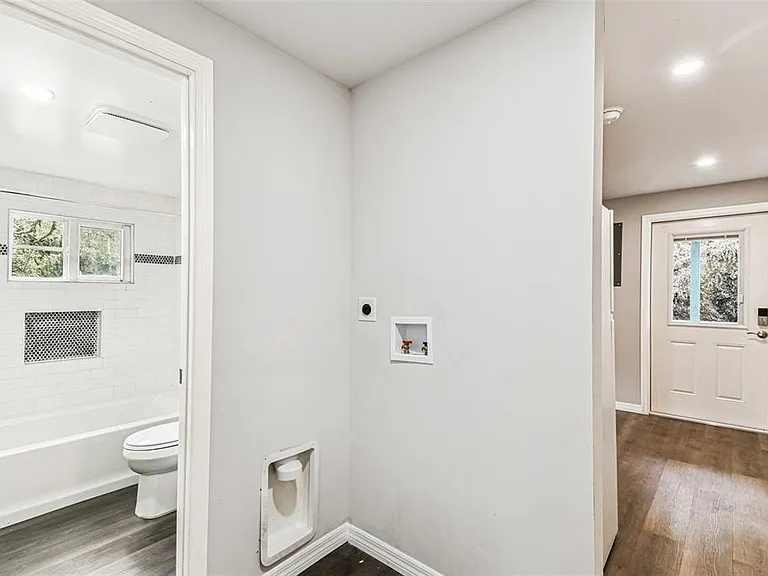 1006 E 26th Ave #1 — Photo 25