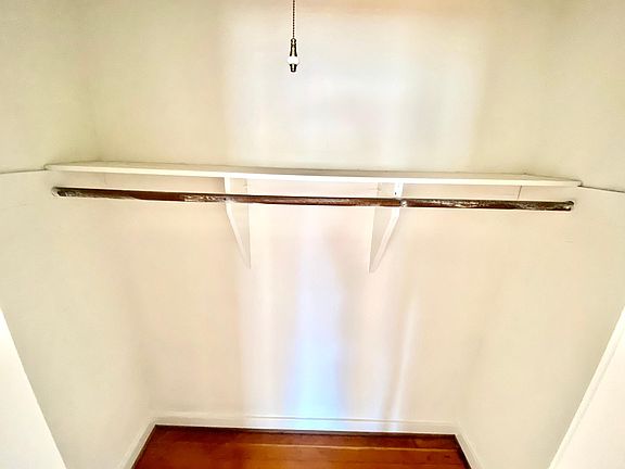 4th image of 343 S Detroit St APT 104