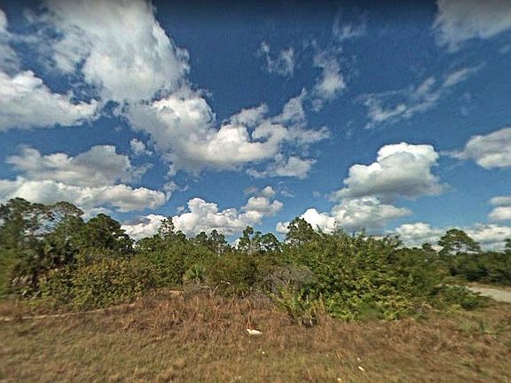 3rd image of Paden Ln